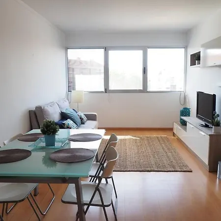 Apartament Near Airport & Citycenter Free Parking Lizbona