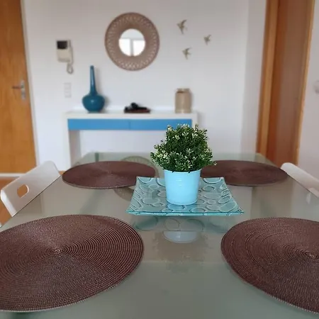 Апартаменты Near Airport & Citycenter Free Parking *