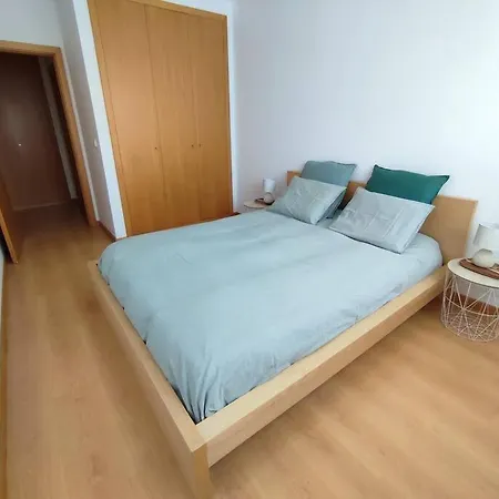 Near Airport & Citycenter Free Parking 公寓